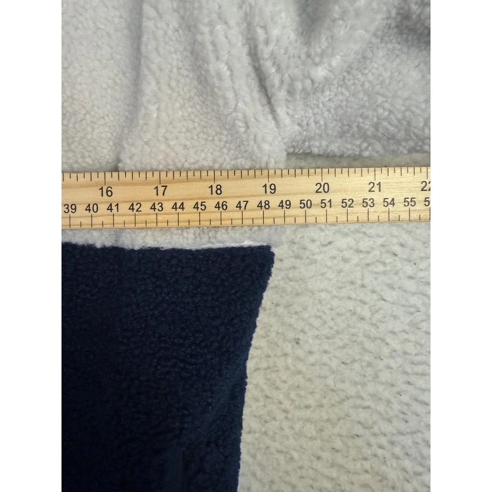 EVEREVE Jacket Womens XS White Black Cropped Hooded Fleece Cozy Gorpcore